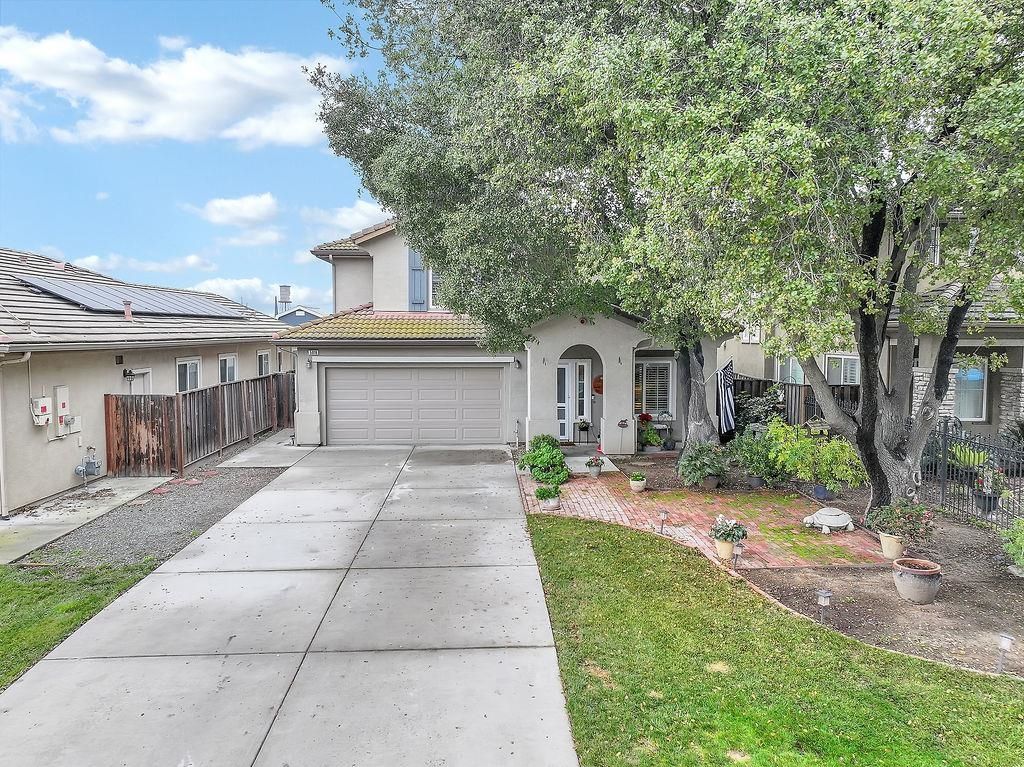Photo of 5016 5016 Montevino Way Way, Oakley, CA 94561 (MLS # 41121607)