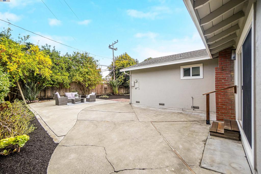 GLENMOOR AREA - Residential