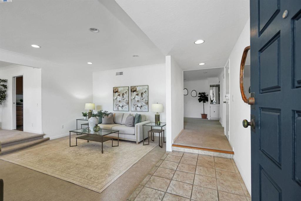 GLENMOOR AREA - Residential