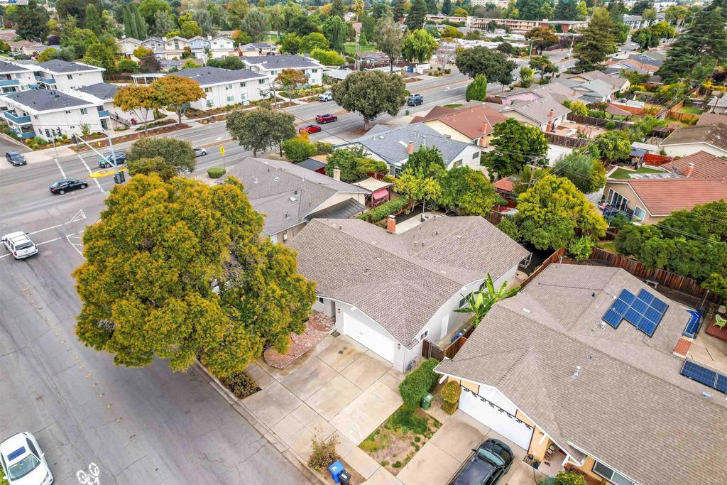 GLENMOOR AREA - Residential