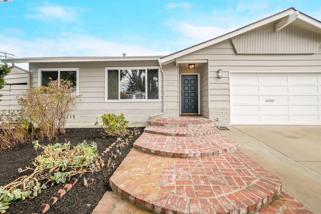 GLENMOOR AREA - Residential
