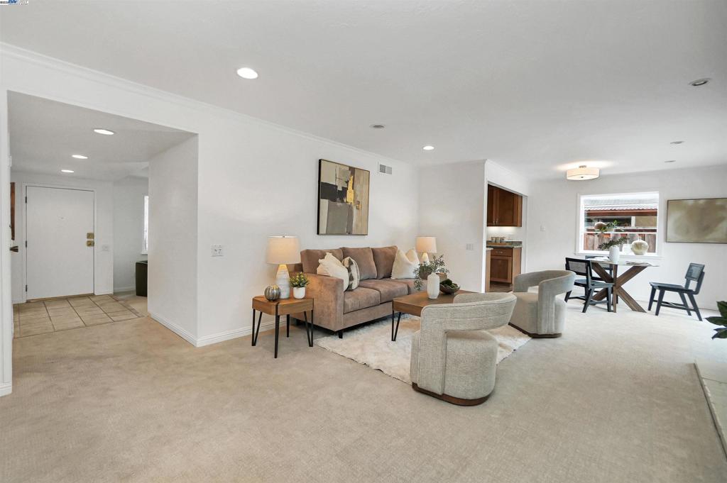 GLENMOOR AREA - Residential