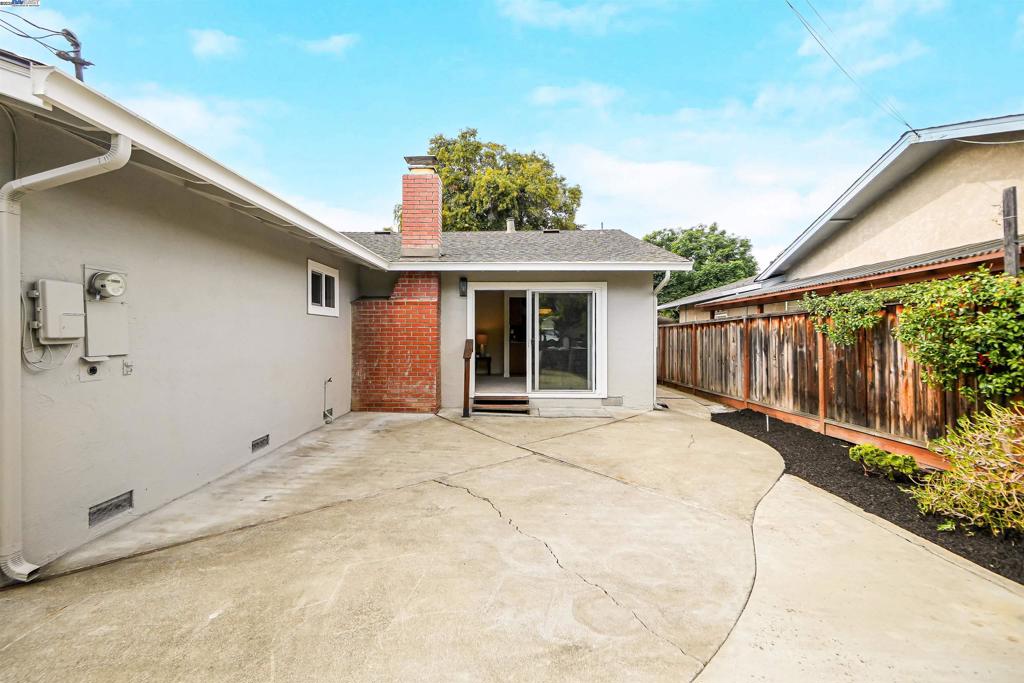 GLENMOOR AREA - Residential