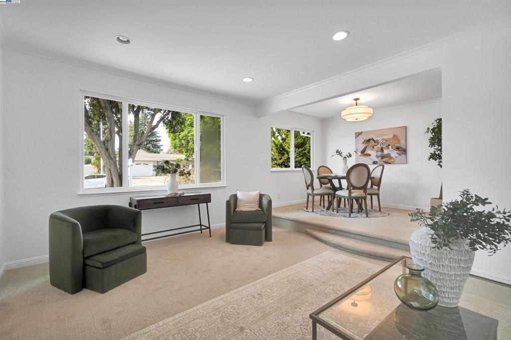 GLENMOOR AREA - Residential
