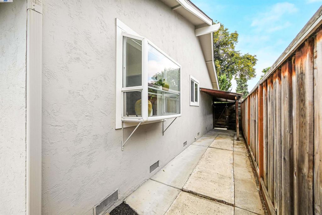 GLENMOOR AREA - Residential