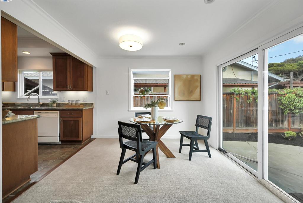 GLENMOOR AREA - Residential