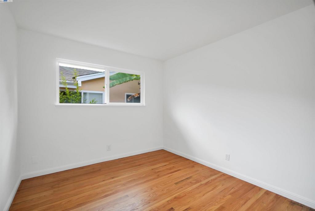 GLENMOOR AREA - Residential
