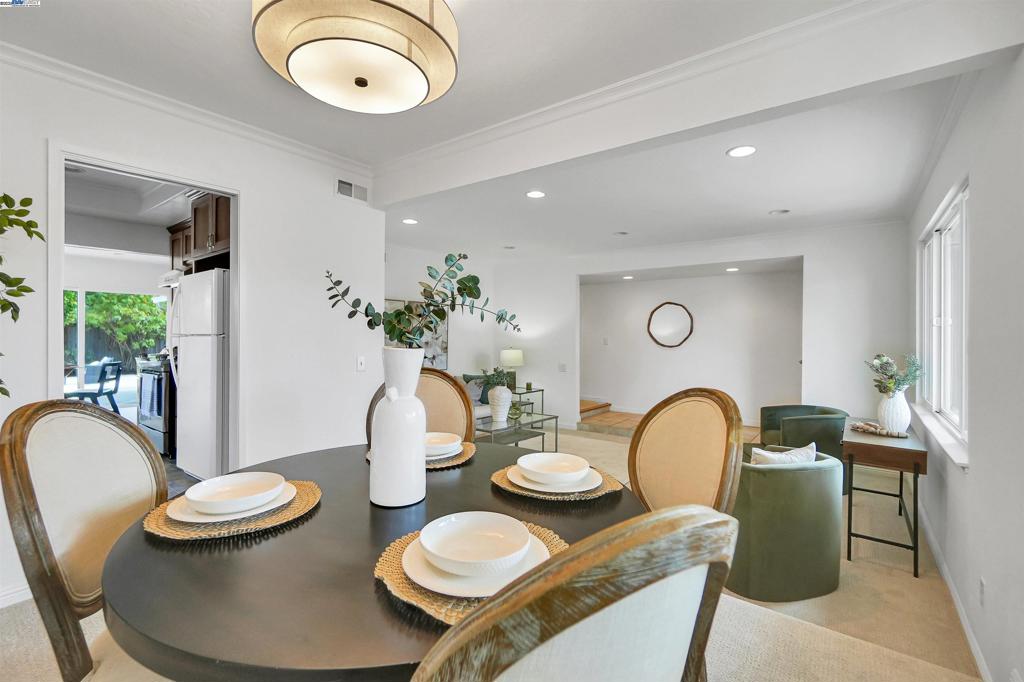 GLENMOOR AREA - Residential