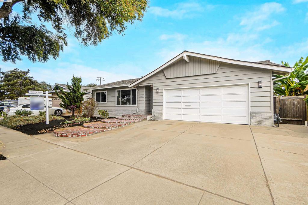 GLENMOOR AREA - Residential