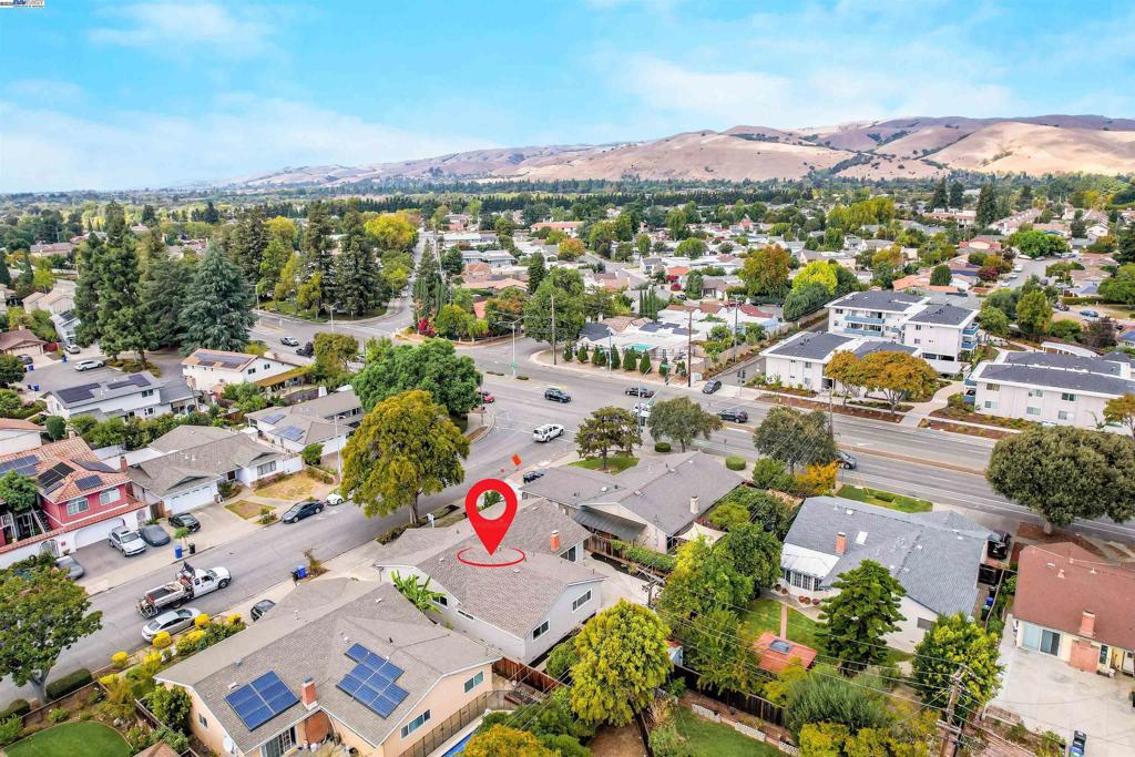 GLENMOOR AREA - Residential