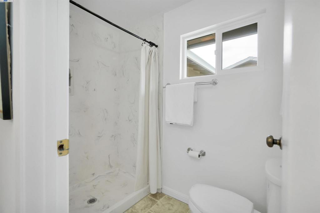 GLENMOOR AREA - Residential