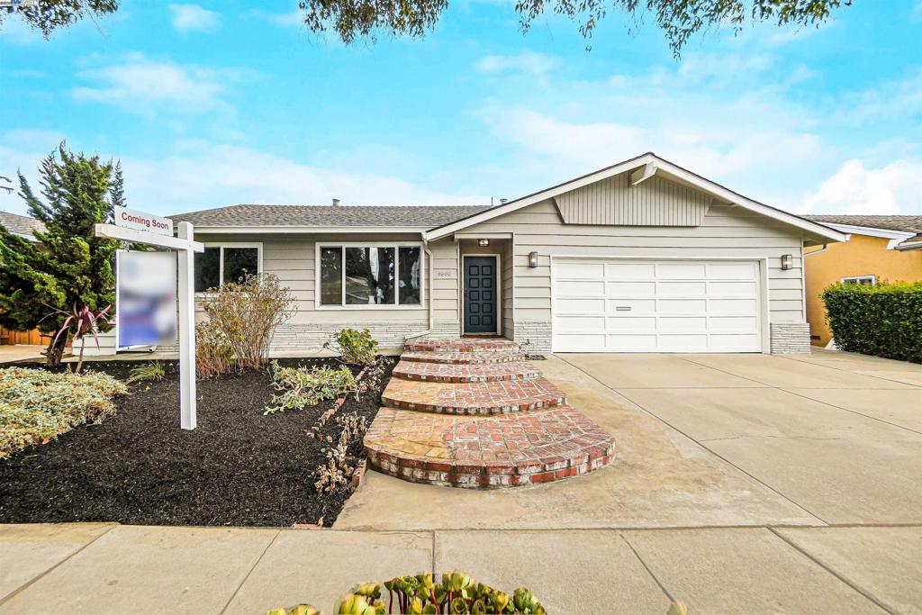 GLENMOOR AREA - Residential