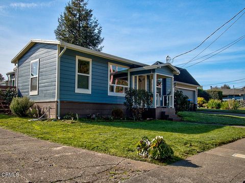 Photo of 1002 Cedar Street, Fort Bragg, CA 95437 (MLS # C1-11261)
