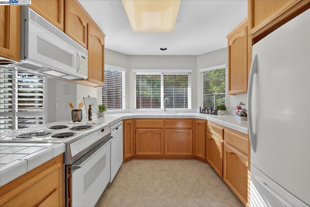 MURIETTA MEADOWS - Residential