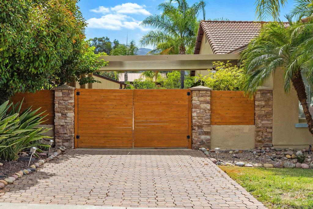 16759 Open View