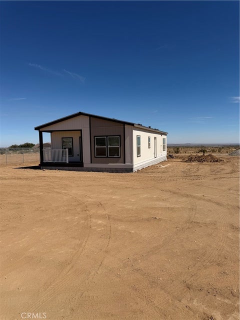 Photo of 8076 SARATOGA Rd, Phelan, CA 92371 (MLS # SW26185705)