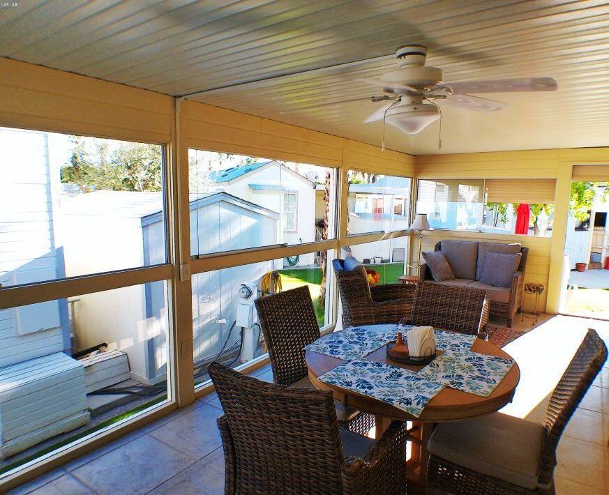 Rancho Casa Blanca - Manufactured In Park