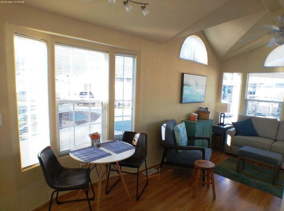 Rancho Casa Blanca - Manufactured In Park