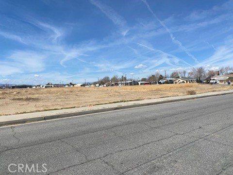 0 Vac/Cor Stanridge Ave/Ave J13