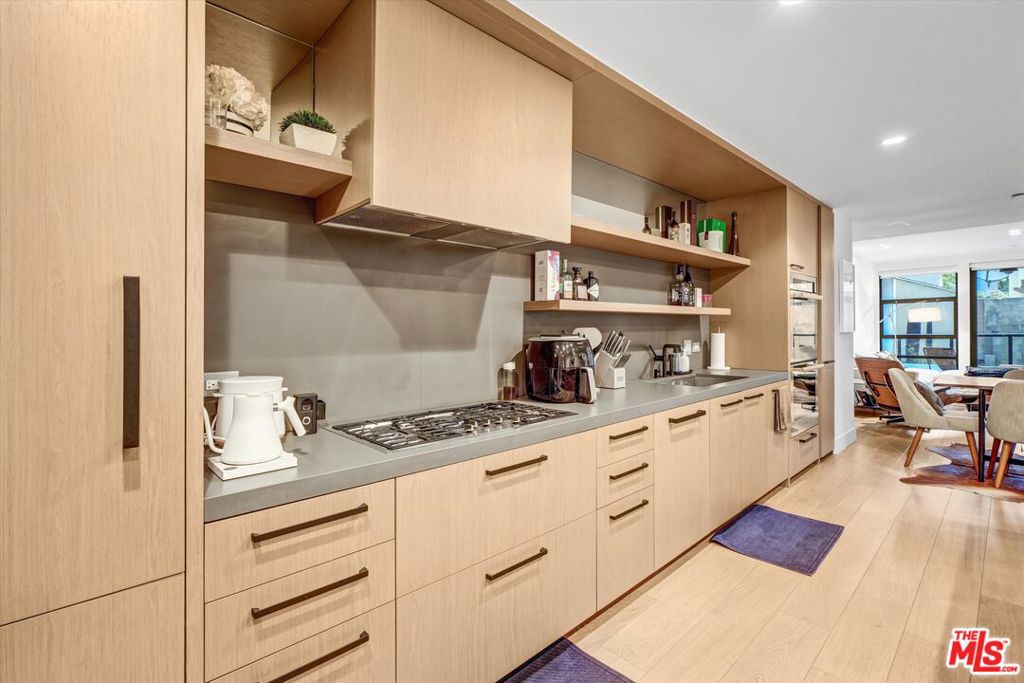 10777 WILSHIRE Boulevard 209