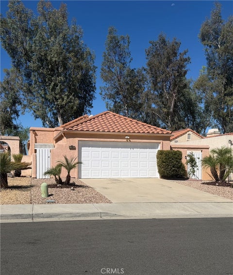 Photo of 726 Verona AVE, San Jacinto, CA 92583 (MLS # IG26193960)