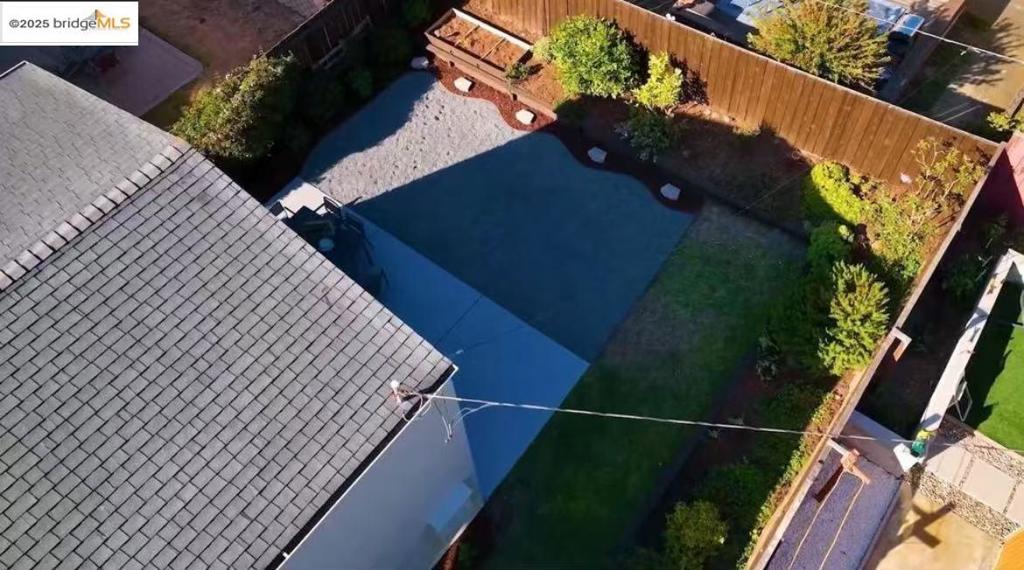 FAIRMONT - Residential