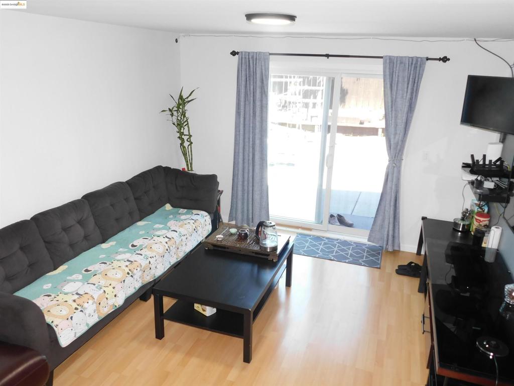 FAIRMONT - Residential