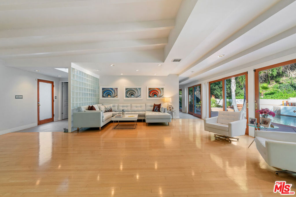 4858 Topeka Drive