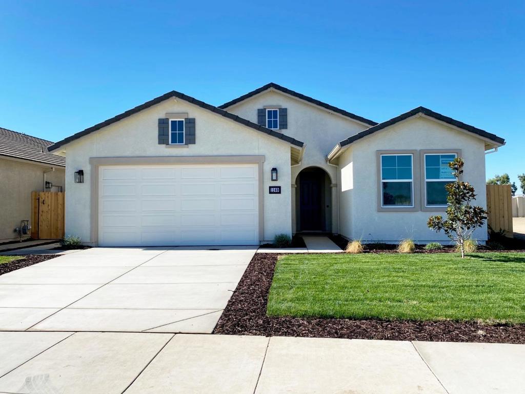 Welcome to this inviting 4-bedroom, 2-bathroom home located in a charming Los Banos neighborhood. Featuring a spacious 2-car garage and an open-concept kitchen with sleek white quartz countertops and a generous pantry, this home is designed for both style and functionality. The laundry room offers everyday convenience, while the large backyard provides a blank canvas for your dream outdoor retreat. With its thoughtful layout, modern finishes, and prime location, this home is truly perfect for creating lasting memories!