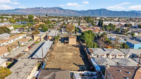 10826 Klingerman Street South El Monte CA 91733