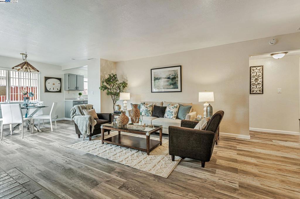 NEWARK - Residential
