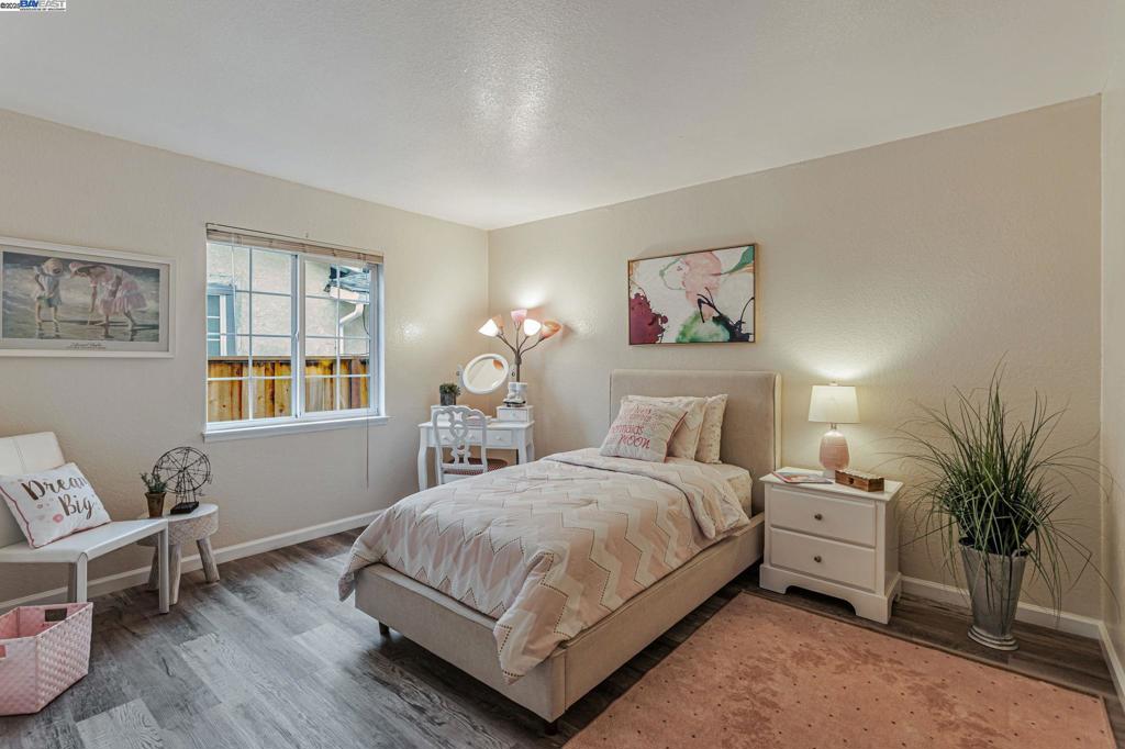 NEWARK - Residential