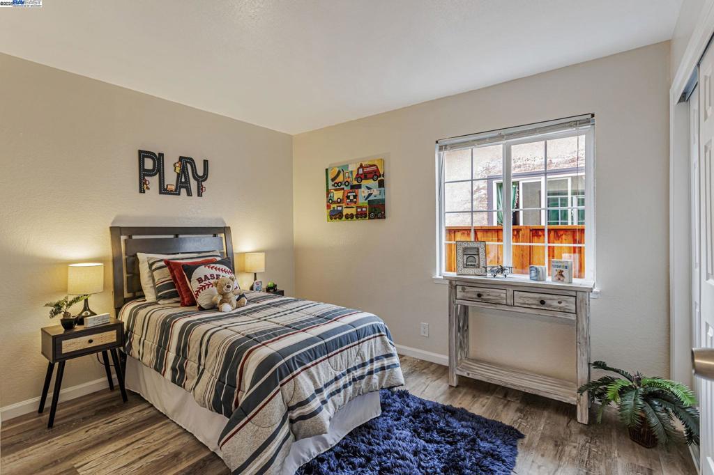 NEWARK - Residential