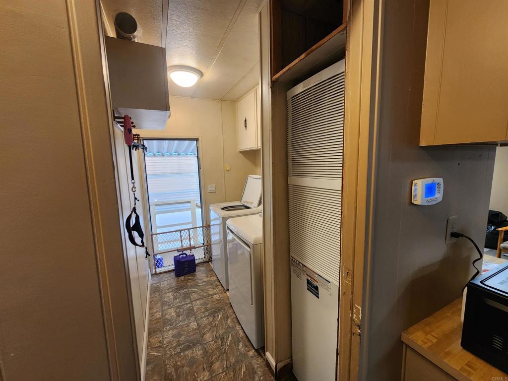 2400 Alpine Boulevard 8