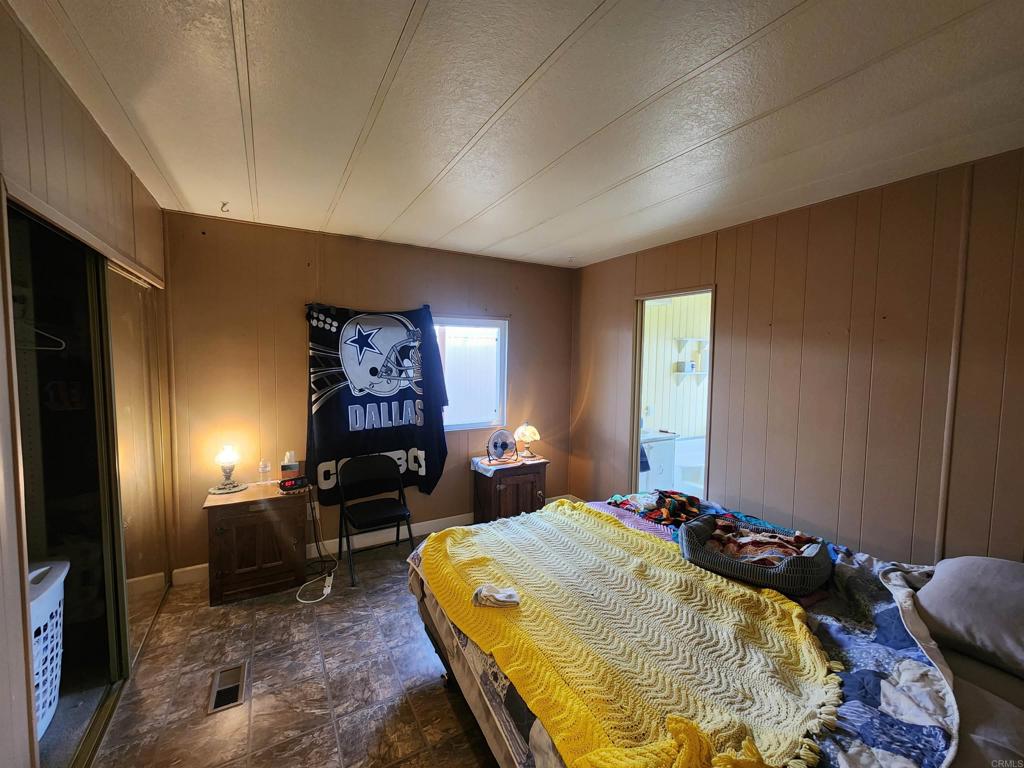 2400 Alpine Boulevard 8