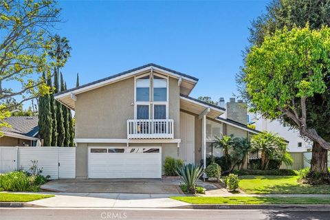 Photo of 2007 Port Chelsea Pl, Newport Beach, CA 92660 (MLS # NP26036614)