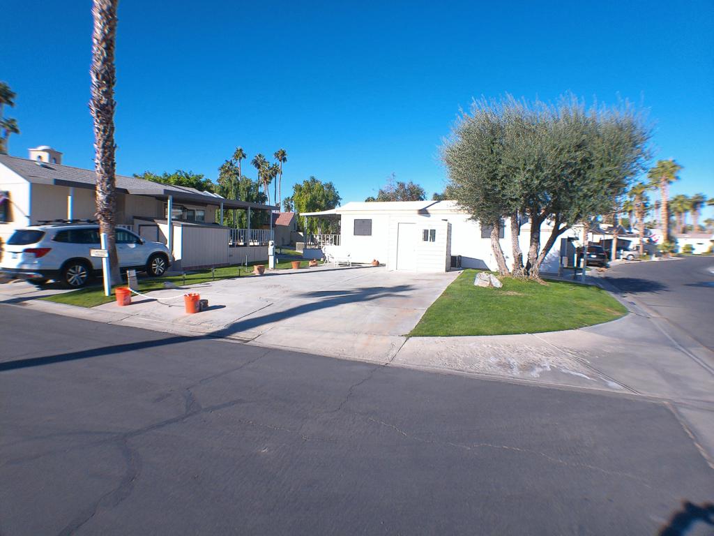 Wonderful Corner Lot by Club House 1. Shed Included. Easy Access for your RV.