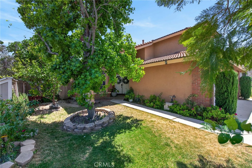 27406 Echo Canyon Court
