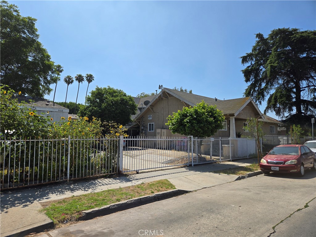 Properties 1 401 E 46th Street