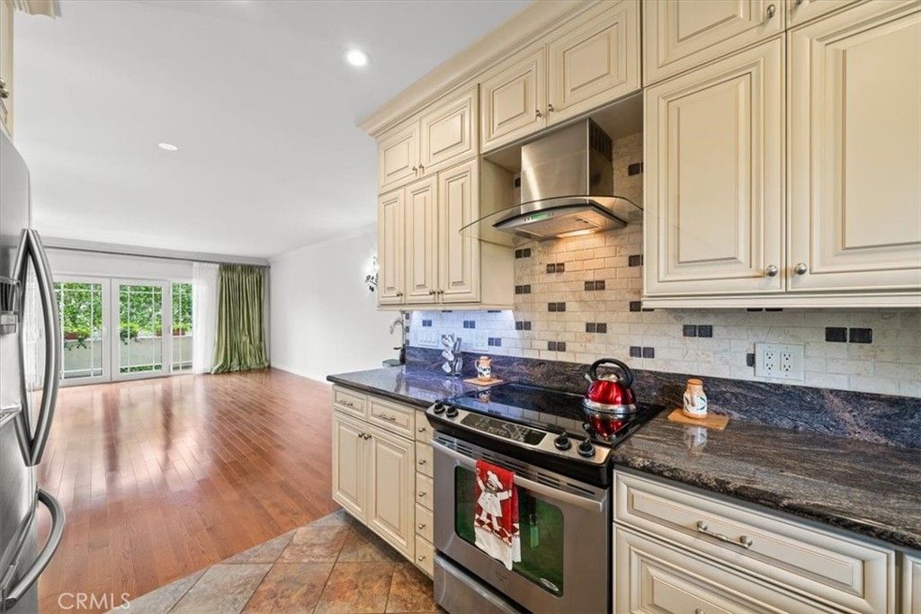 Photo of 1228 N La Cienega Boulevard #203, West Hollywood, CA 90069 (MLS # SR25166326)