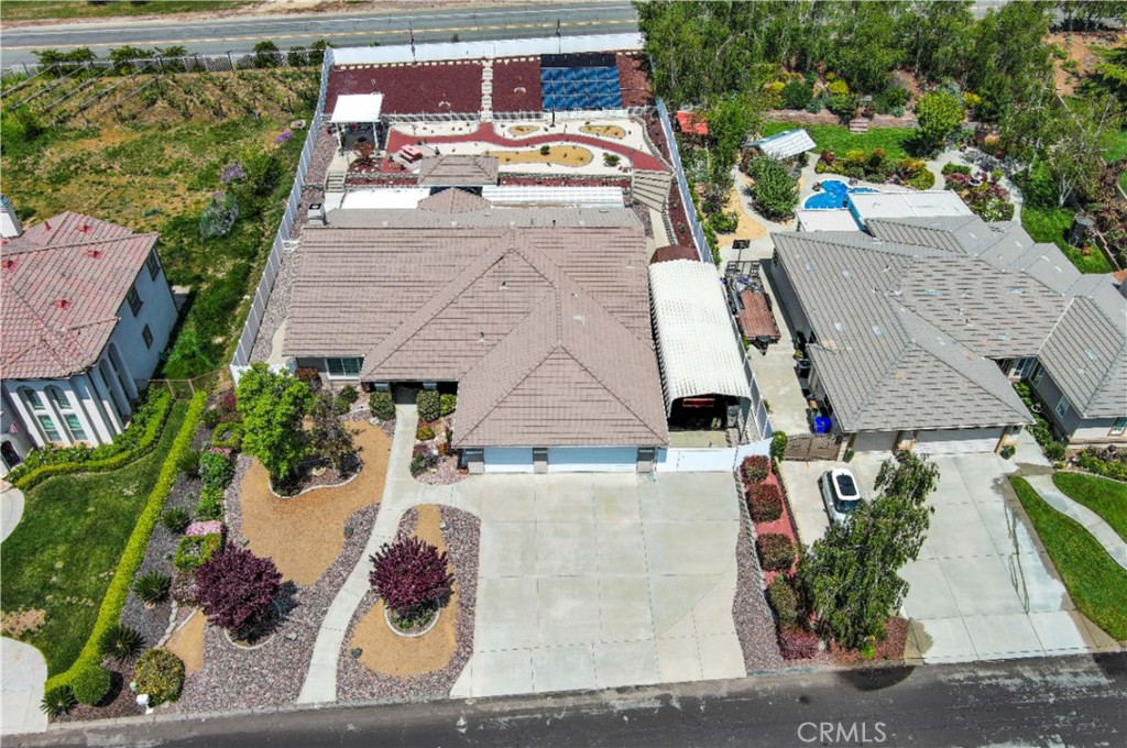 38256 Wild Poppy Lane
