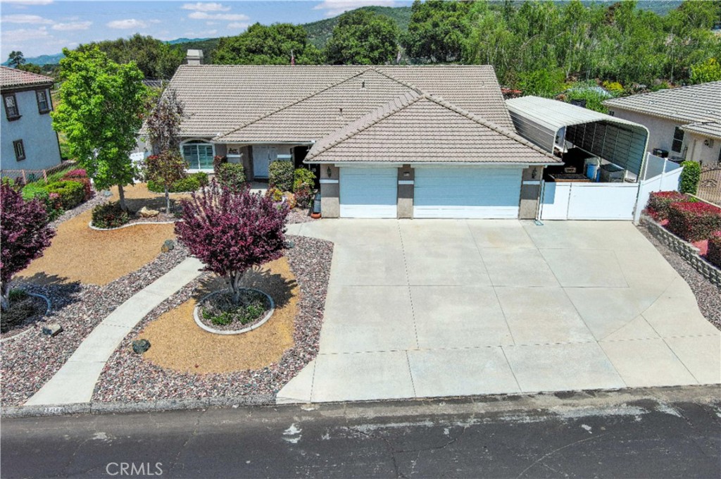 38256 Wild Poppy Lane