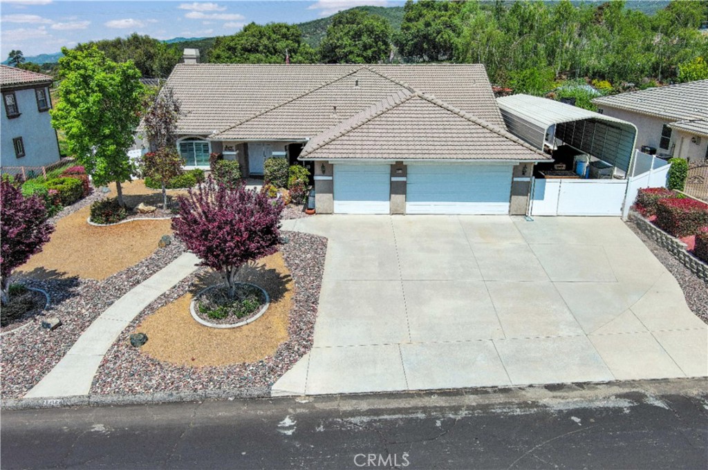 38256 Wild Poppy Lane