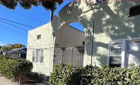 Photo of 551 W 10th Street #3, Long Beach, CA 90813 (MLS # PW26028483)