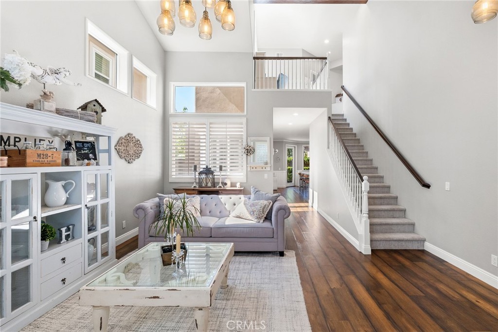 35 Dawnwood
