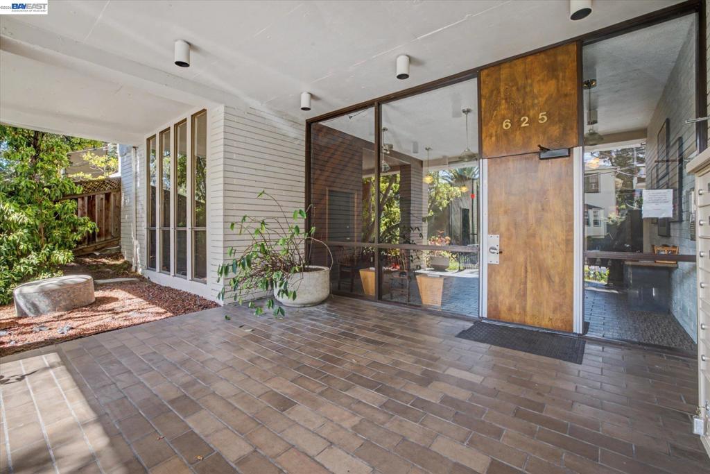 625 El Dorado Ave 106