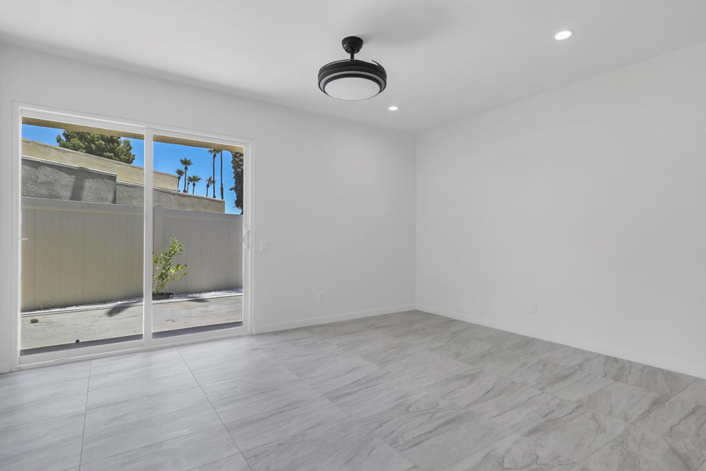 1351 Sunflower S Circle