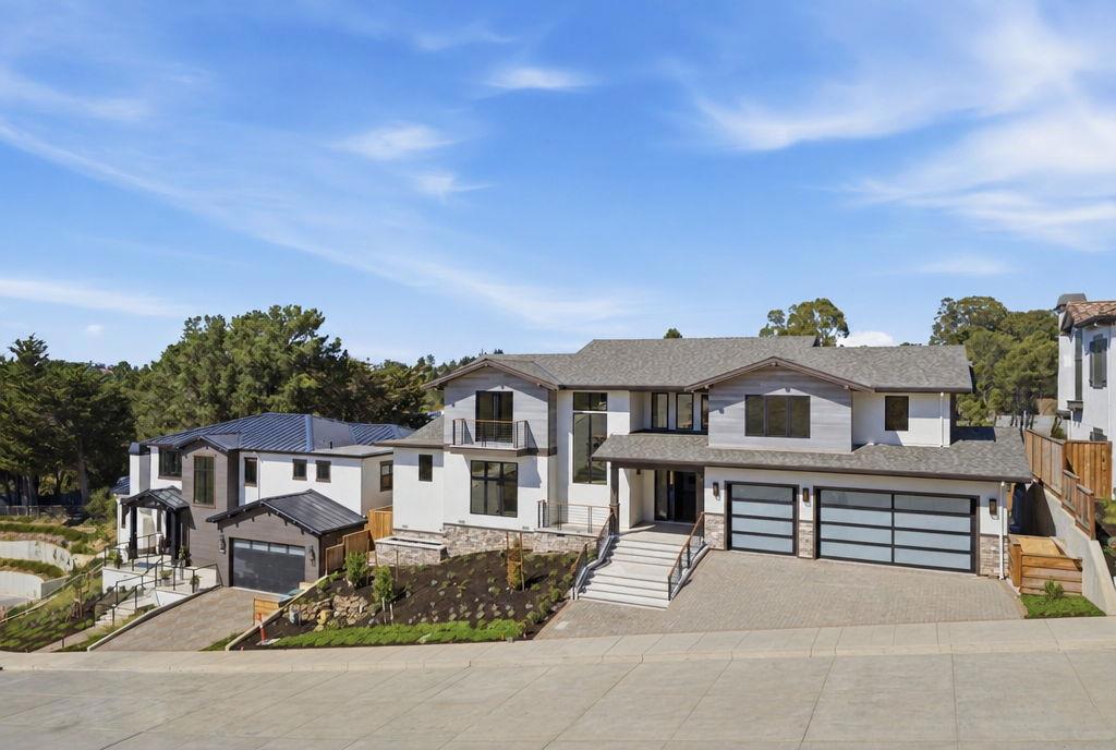 18 Bel Aire Lane
