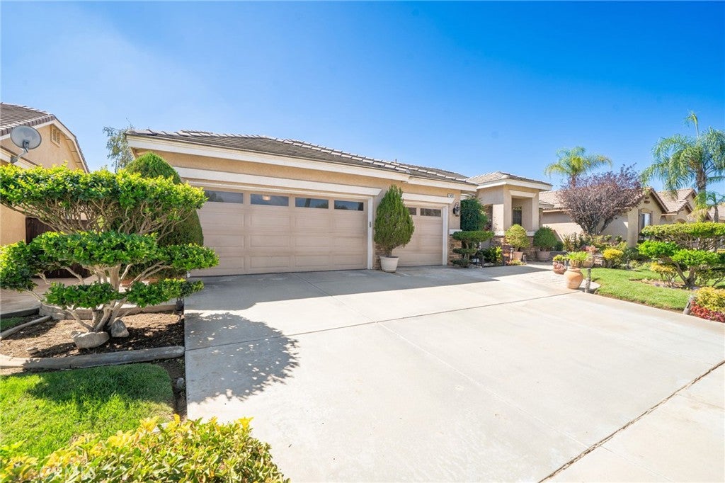 1461 Desert Star Drive