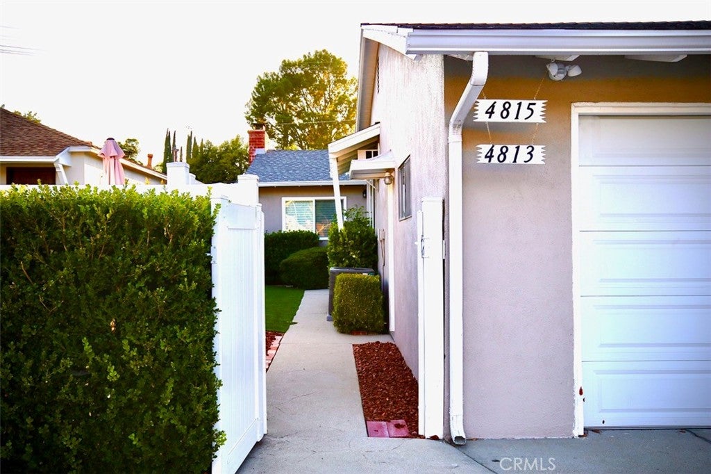 4813 Topanga Canyon